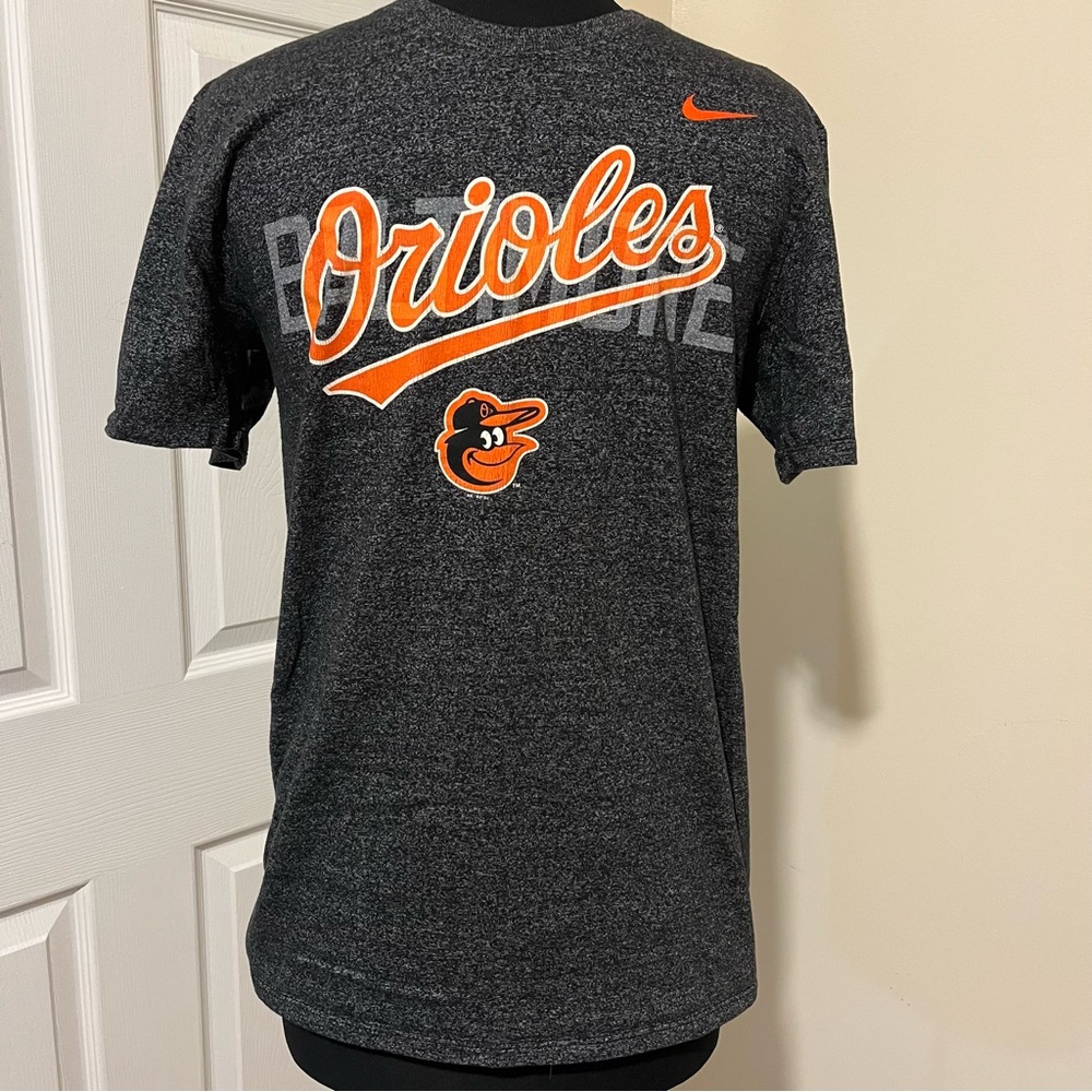 Nike Baltimore Orioles Tee shirt size M unisex
